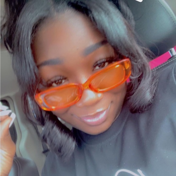 SUNGLASSESSSSSSS - Picture 3 of 3